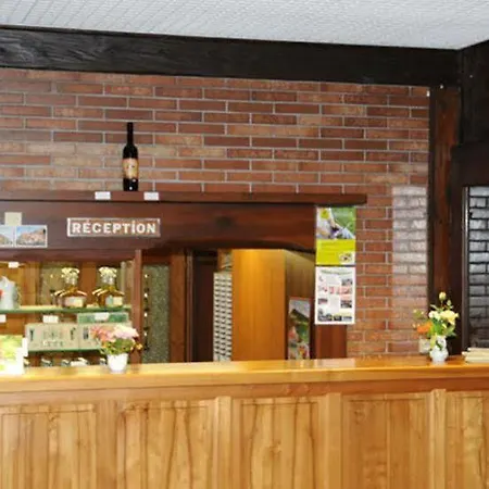ホテル Restaurant Au Parc Des Cigognes