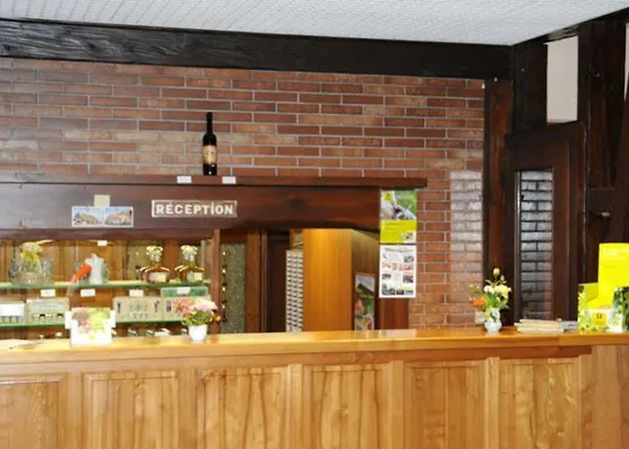 Hotel Restaurant Au Parc Des Cigognes