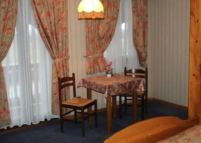 Restaurant Au Parc Des Cigognes 2* Kintzheim